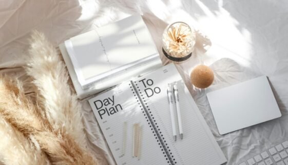 mimi-lalaa-9QtYDvBEgqQ-unsplash